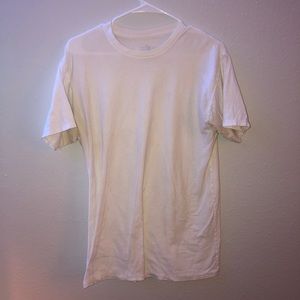 Hanes white T